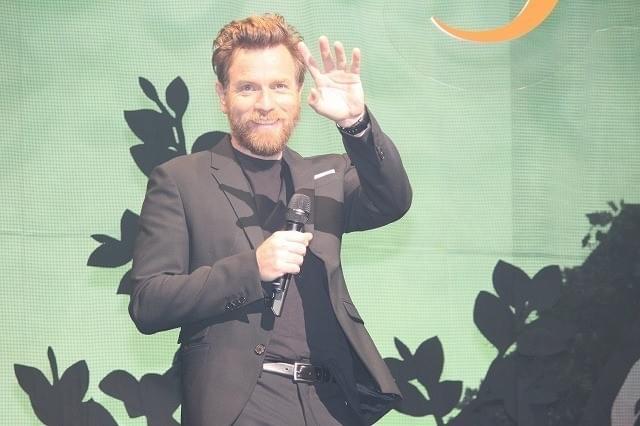 ユアン・マクレガー、堺雅人出演作の英語圏公開時には「僕が声を当てる」