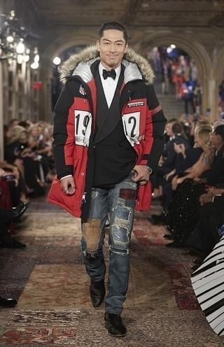 EXILE AKIRA、アン・ハサウェイらと豪華“共演” ラルフローレン50周年イベントに登場