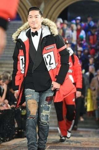 EXILE AKIRA、アン・ハサウェイらと豪華“共演” ラルフローレン50周年イベントに登場