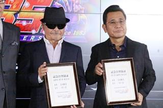 「北斗の拳」35周年で“石碑”になる 画・原哲夫がケンシロウの“身長サバ読み”告白