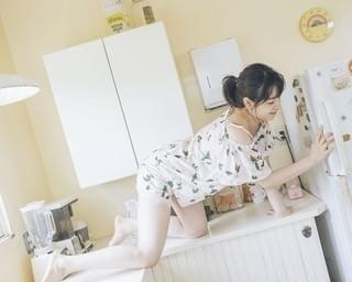 桜井日奈子の“ちょっとセクシー”な一面も！2019年カレンダーブックが10月30日発売