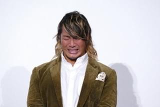 棚橋弘至、主演作「パパはわるものチャンピオン」舞台挨拶で“男泣き”！