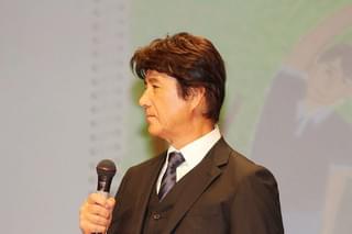 親子役で共演した草刈正雄×木村文乃、元気にラジオ体操披露！
