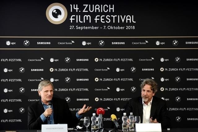 ピーター・ファレリー監督と 主演のビゴ・モーテンセン