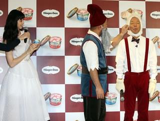 中条あやみ、バイきんぐ・小峠の白ウサギがツボ「フワフワでかわいい」