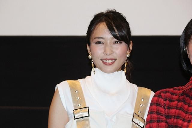 黒川芽以、婚活する“美人”役に戦々恐々 観客拍手も苦笑しきり「汗かくわ！」