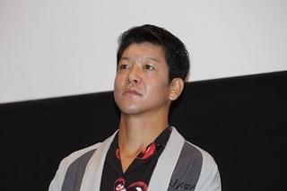 駿河太郎、新幹線にスーツを忘れるハプニング「寝てしまい、パッと起きたら…」