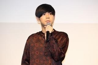 橋本愛、フジファブリックに「ここは退屈迎えに来て」シネマ・コンサートを提案！