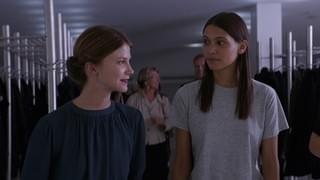 女性同士の許されぬ恋…「テルマ」禁断のキスシーン公開