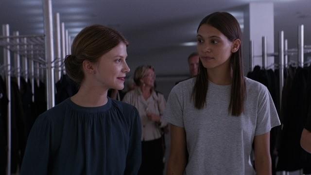 恋が燃え上がるほど危険が迫る