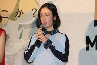 佐藤健、商売上手な“チャリ男”高橋一生の話術で財布のひも緩む！