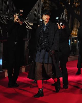 東京国際映画祭初のファッションショーに青柳翔、山崎紘菜、松井愛莉ら登場で歓声！