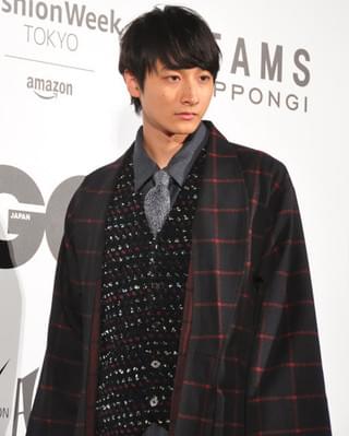 東京国際映画祭初のファッションショーに青柳翔、山崎紘菜、松井愛莉ら登場で歓声！