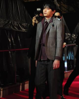 東京国際映画祭初のファッションショーに青柳翔、山崎紘菜、松井愛莉ら登場で歓声！