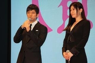 篠原涼子ら「人魚の眠る家」チームのファンサービスにTIFF会場が熱狂！