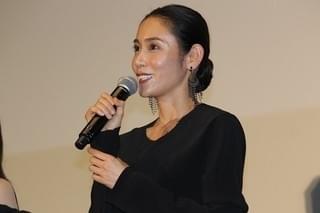 篠原涼子＆西島秀俊、“夫婦役”共演は家族の存在によって「深みが増した」