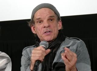 ブラの持ち主を探す“大人の寓話”「ブラ物語」、撮影中にプロデューサーが逃げ出した！