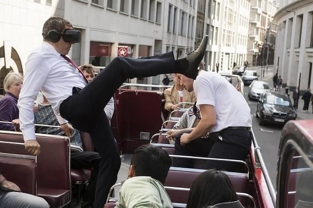 ロンドンの街で大暴れ！