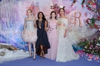 キーラ・ナイトレイ「くるみ割り人形」イベント初登場！美少女ヒロインと熱烈ハグ