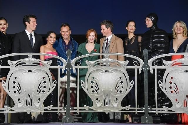 「ファンタビ」E・レッドメイン、来日時の予定は？エズラ・ミラーはカラオケ熱望