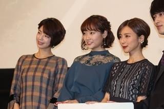 真野恵里菜、紆余曲折を経た主演作「青の帰り道」完成に大粒の涙