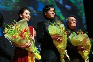 松岡茉優、更なる躍進へ決意にじませる 同時受賞の安藤サクラに「いつか追い越したい」