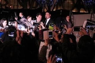 E・レッドメイン「日本の皆さんは最高」 J・ロウら「ファンタビ」キャストがお茶目に来日！