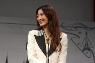 J・ロウ、色気の秘密はDNA!? E・レッドメインらチーム・ファンタビ、愛あふれるファンナイト開催