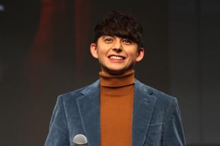 J・ロウ、色気の秘密はDNA!? E・レッドメインらチーム・ファンタビ、愛あふれるファンナイト開催