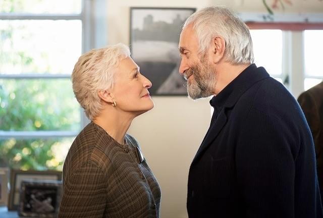 おしどり夫婦に見えた2人だったが…