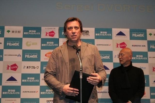 最優秀作品賞に輝いたセルゲイ・ドボルツェボイ監督