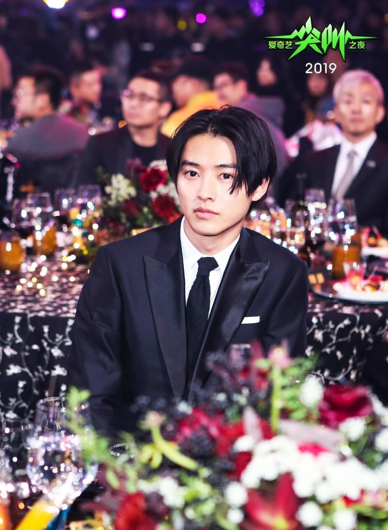 山崎賢人、アジアベスト俳優賞受賞！ 日本人初の快挙に「もっともっと頑張ります」