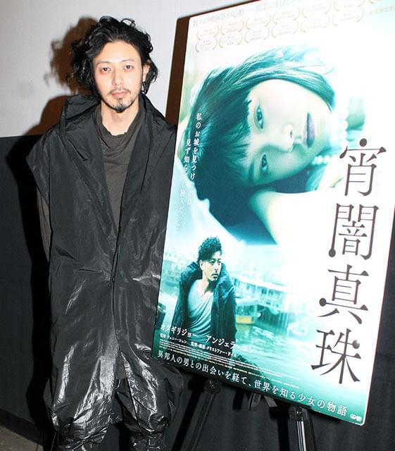 オダギリジョー、C・ドイルとの「宵闇真珠」に刺激「軽いノリが実現していく」