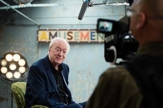 ビートルズ、ストーンズ、ツイッギー… マイケル・ケインが語る“スウィンギング・ロンドン”