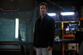 キアヌ・リーブスが死者をよみがえらせる暴走科学者に！「レプリカズ」5月公開