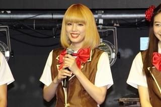 「ゴクドルズ」岡本夏美＆松田るか＆坂ノ上茜が直面した“足パカ現象”