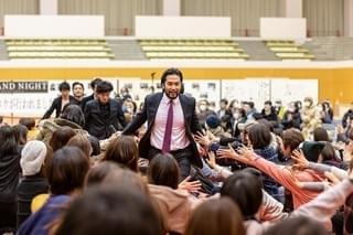 齊藤工「デイアンドナイト」舞台挨拶にサプライズ登場！プロデューサー山田孝之の手腕を絶賛