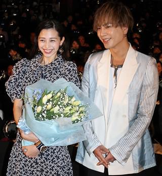 中条あやみ、二段階サプライズ誕生日に感激しきり「この場しのぎをどうしようかと」