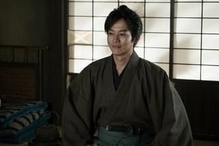 “最も優しく強い浪人”松坂桃李のギャップが炸裂！ 「居眠り磐音」場面写真初披露