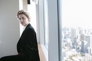 「強い女性が強い男性を作る」 アンバー・ハードが「アクアマン」に込めた願い