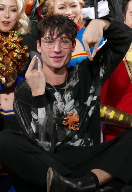 エズラ・ミラー、ハリウッド版「悼む人」に出演 紀里谷和明監督がメガホン