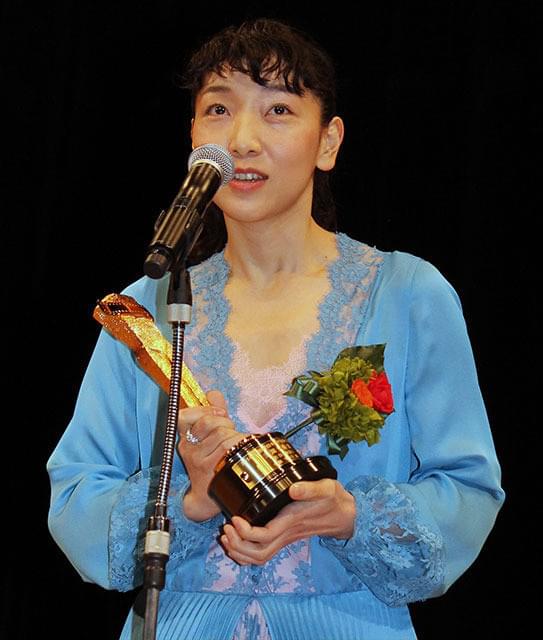 安藤サクラ、柄本佑との夫婦W受賞に歓喜「こんなお祭り騒ぎもうない」