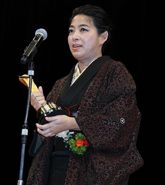 安藤サクラ、柄本佑との夫婦W受賞に歓喜「こんなお祭り騒ぎもうない」