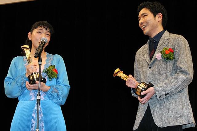 安藤サクラ、柄本佑との夫婦W受賞に歓喜「こんなお祭り騒ぎもうない」