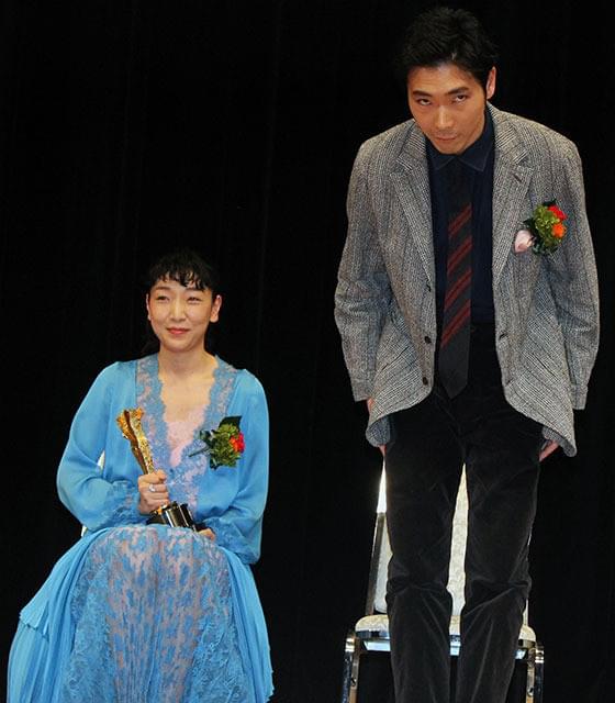 安藤サクラ、柄本佑との夫婦W受賞に歓喜「こんなお祭り騒ぎもうない」