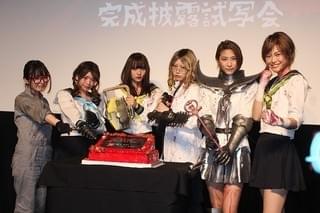 浅川梨奈、初体験のふんどしアクションに大苦戦「見える見えないの調整が大変」