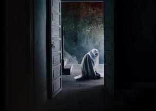 J・A・バヨナ製作「マローボーン家の掟」 邪悪な“何か”と戦慄する兄弟の場面写真