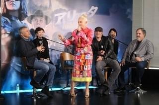 アカデミー賞俳優もキズナアイに興味津々！「婚約は？」「どうしたらそっちに行ける？」