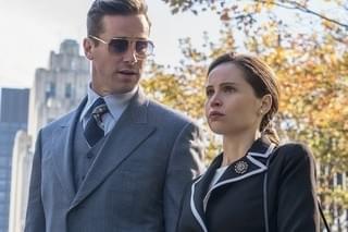 フェリシティ・ジョーンズ×アーミー・ハマー、歴史を変えた“男女平等裁判”描く「ビリーブ」予告編