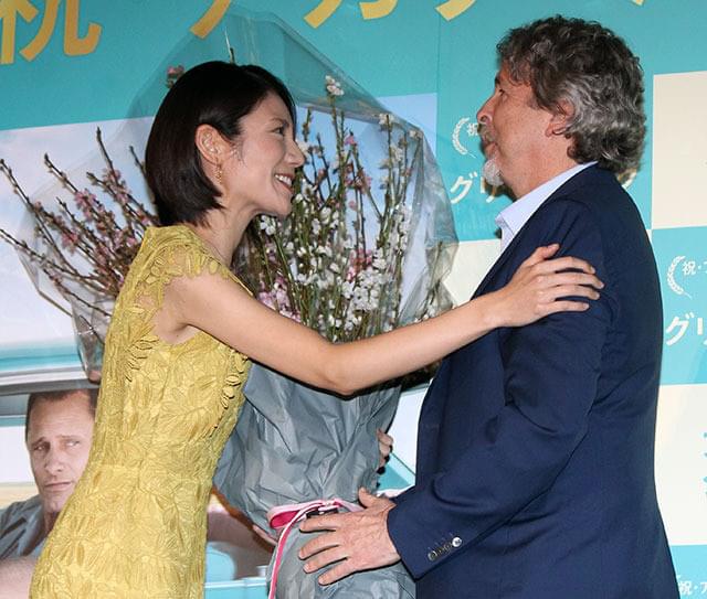 P・ファレリー監督、アカデミー賞戴冠直後の初来日に日本語で「ありがとう」連呼